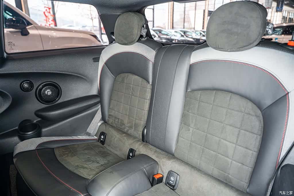 Mini Cooper, 2022 13