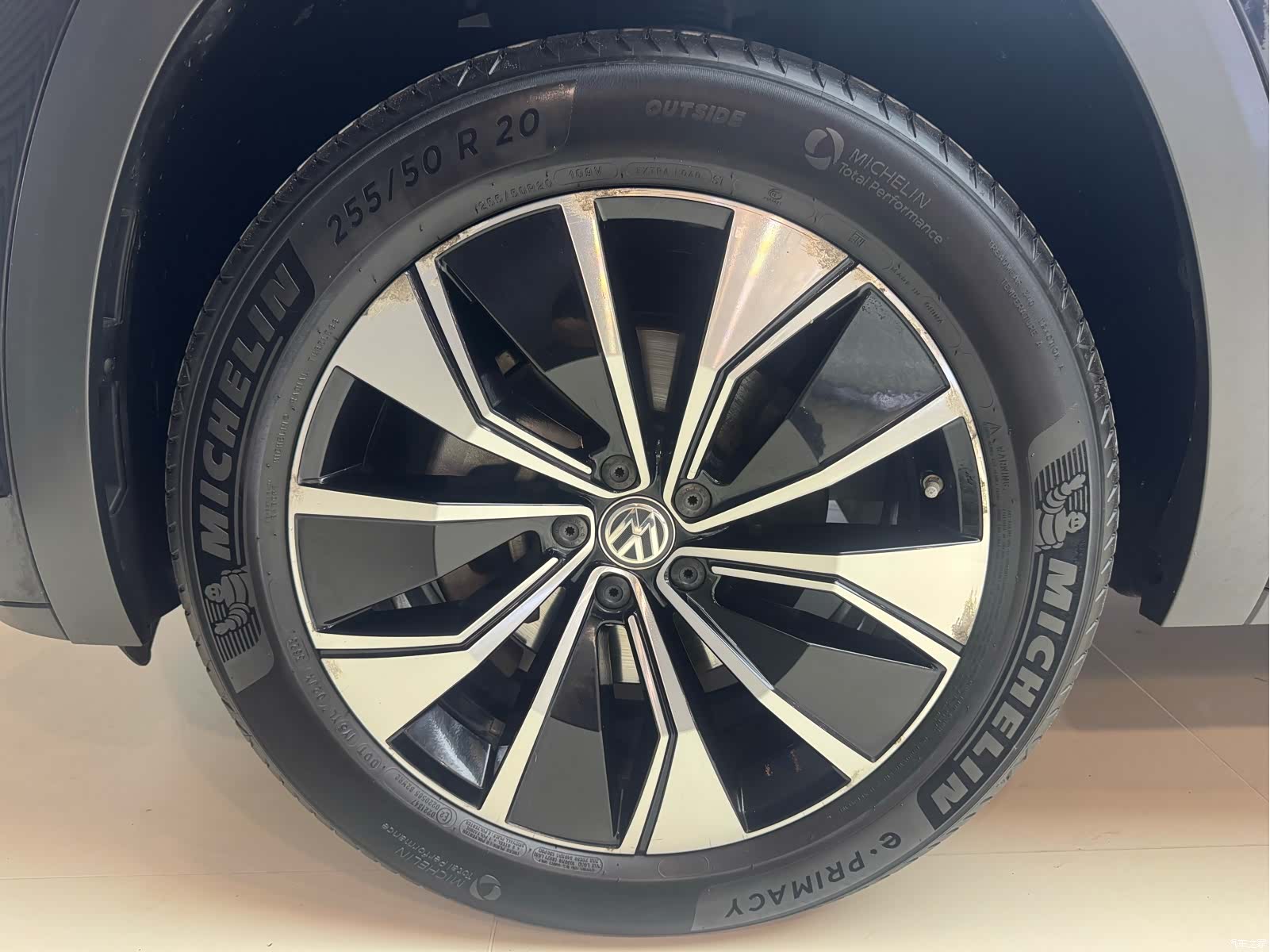 Volkswagen Teramont X, 2020 22