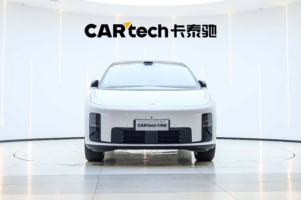 Li Auto i8, 2026 6