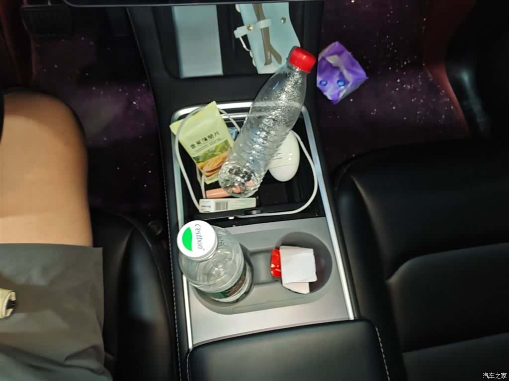 Tesla Model Y, 2023 14