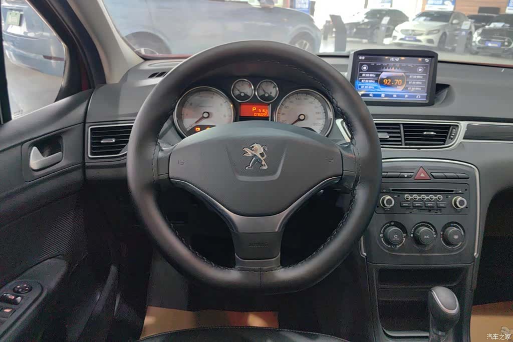 Peugeot 308, 2014 15