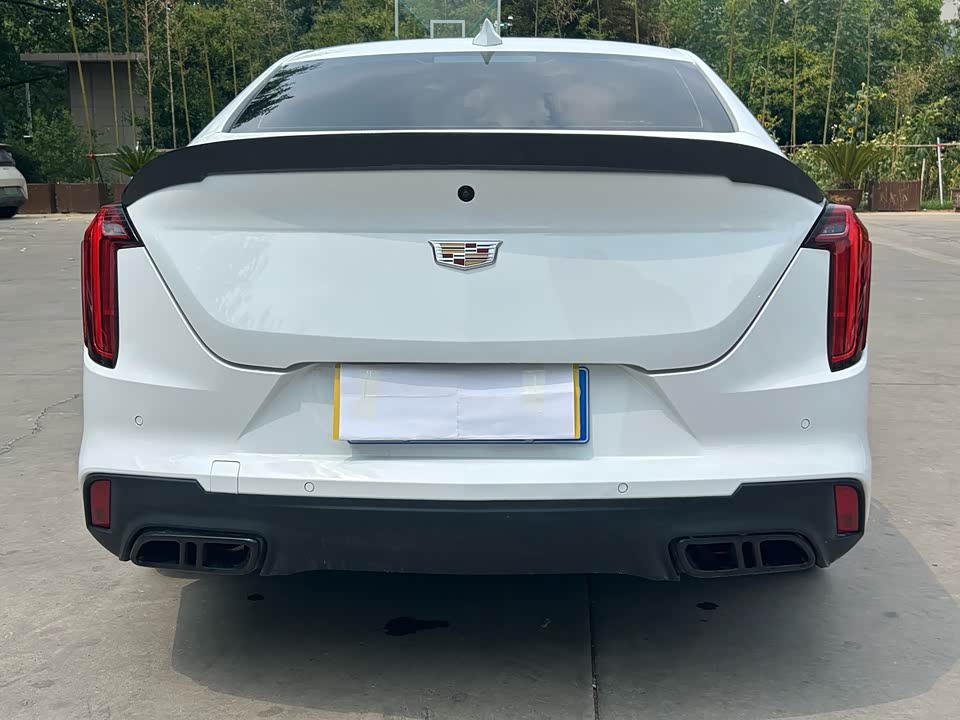 Cadillac CT4