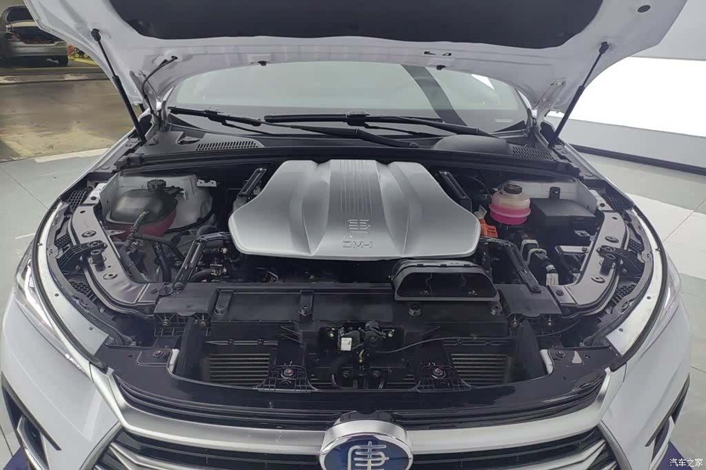 BYD Tang, 2022 10