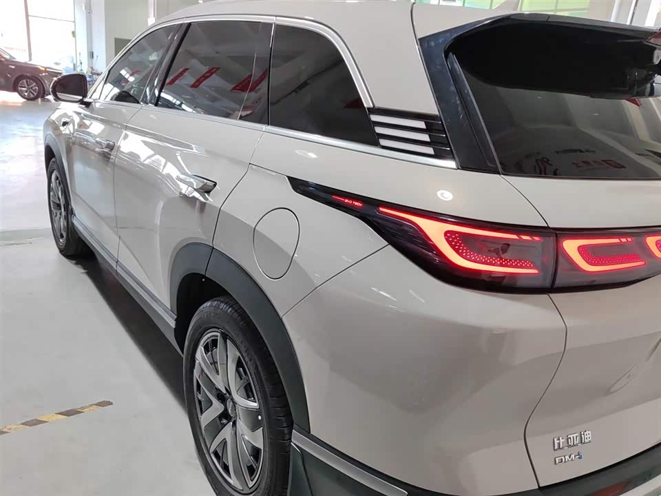 BYD Sea Lion 07 DM-i