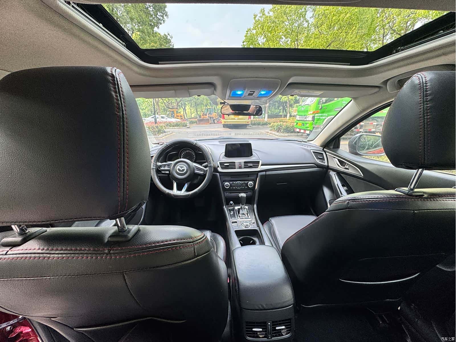 Mazda Mazda3, 2016 8