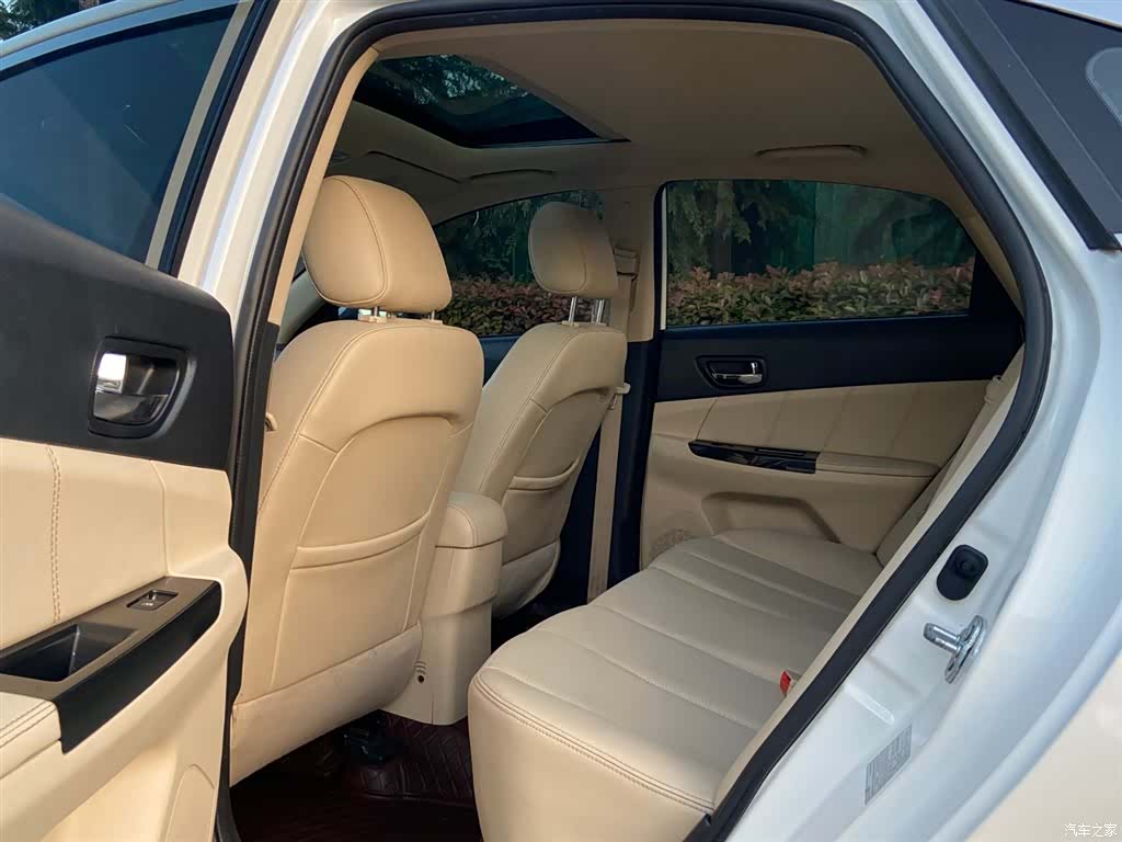 Changan Eado, 2015 все фото