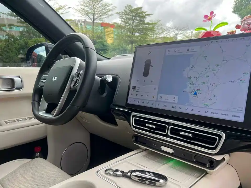 Li Auto Ideal L8
