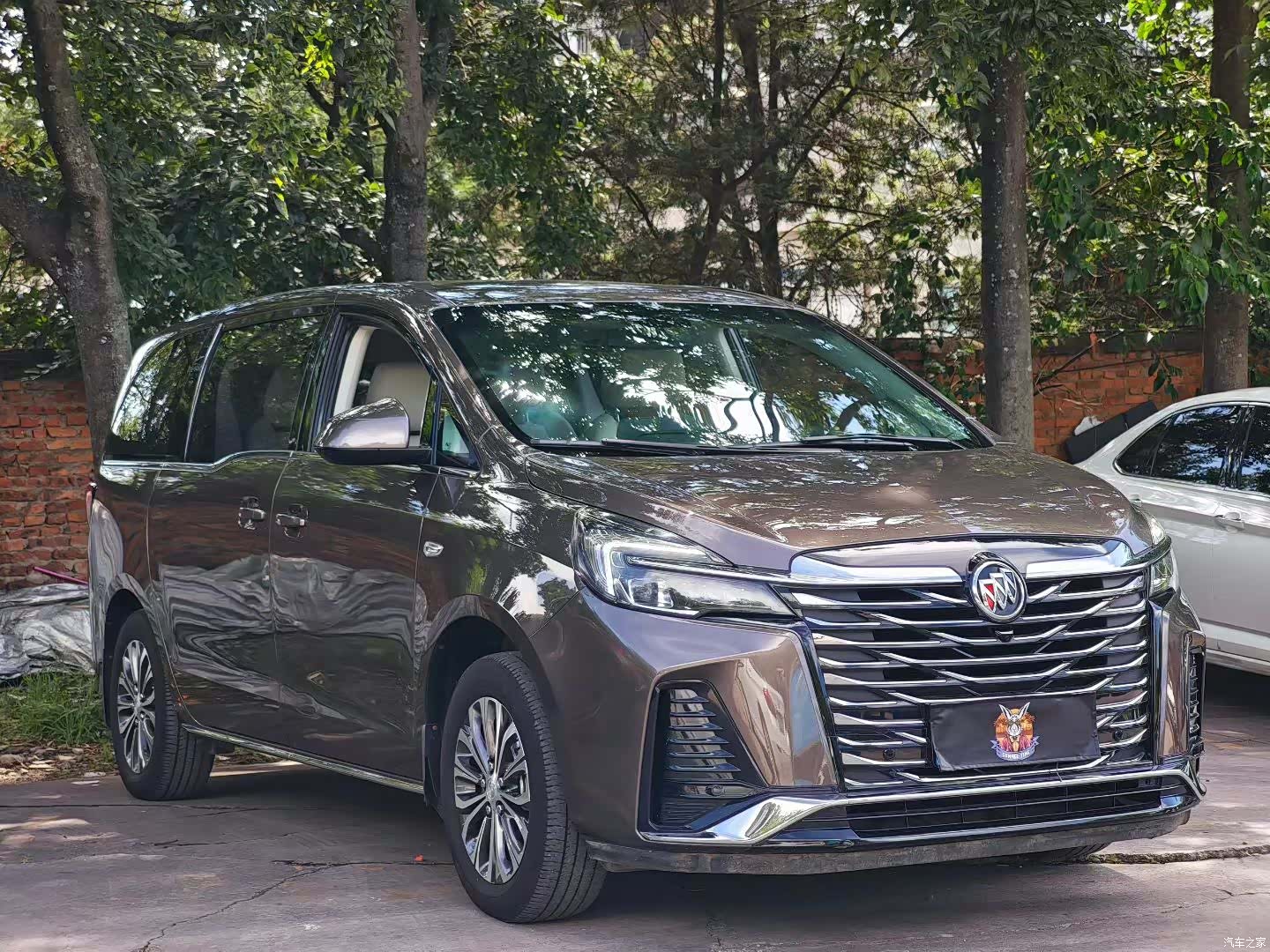 Buick GL8, 2023 3
