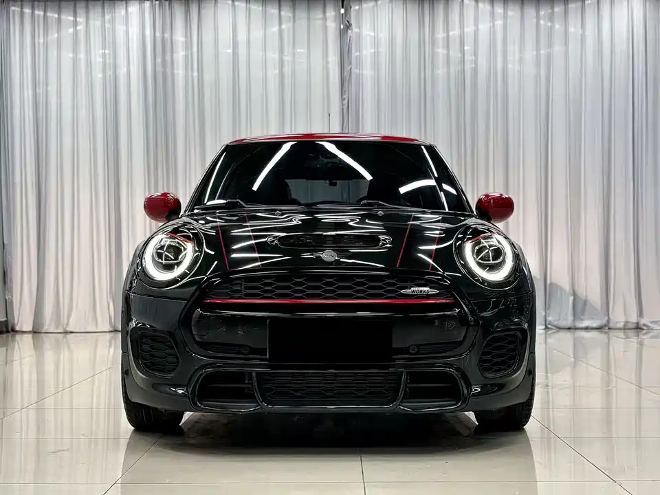 MINI JCW