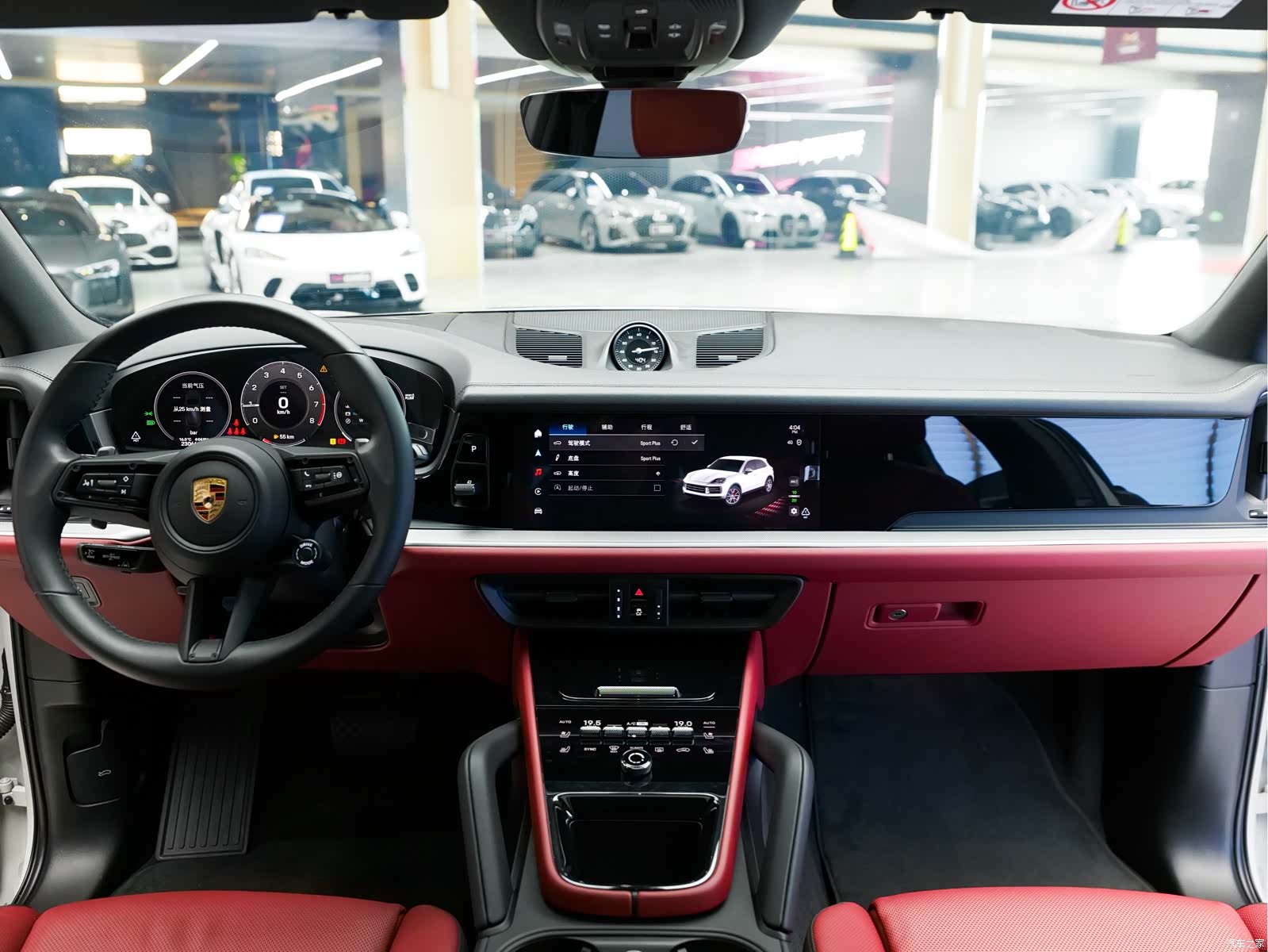 Porsche Cayenne, 2024 12