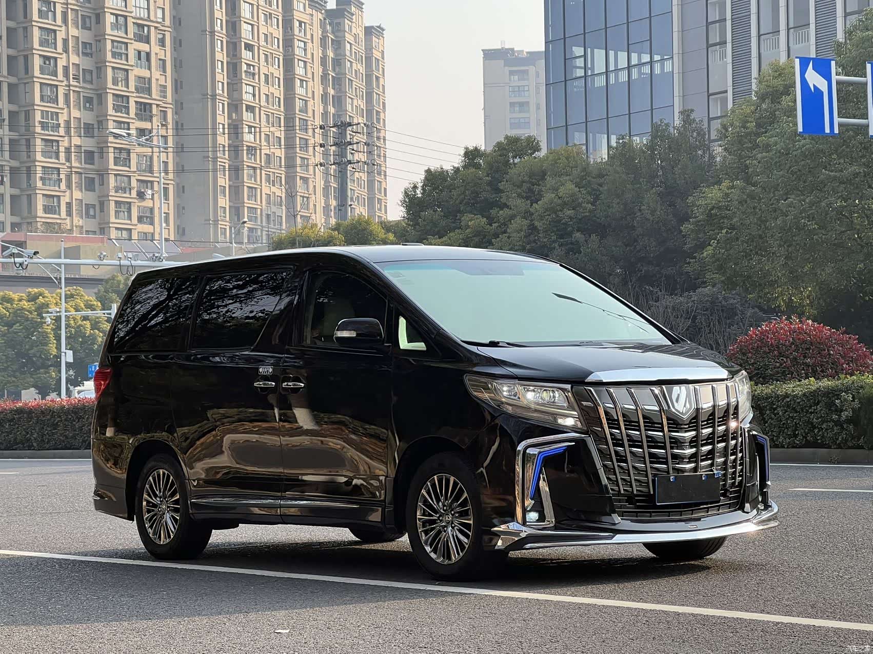 Toyota Alphard, 2012 2