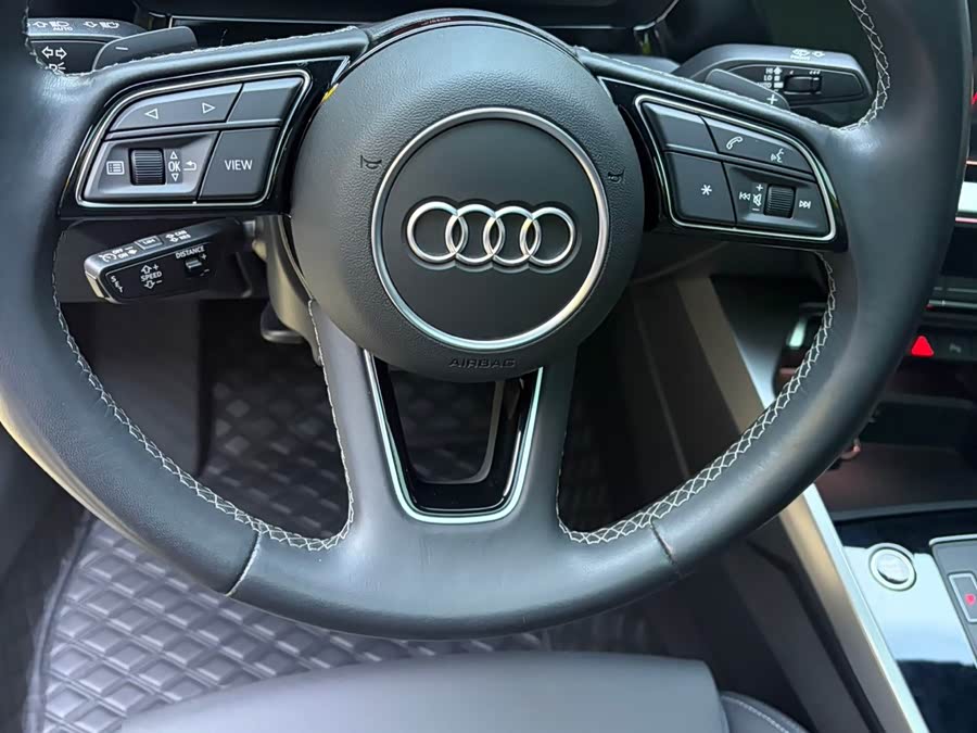 Audi A3 2024, фото 16