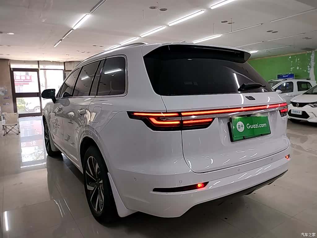 Li Auto ONE, 2022 все фото