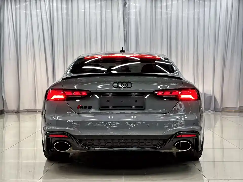 Audi RS 5