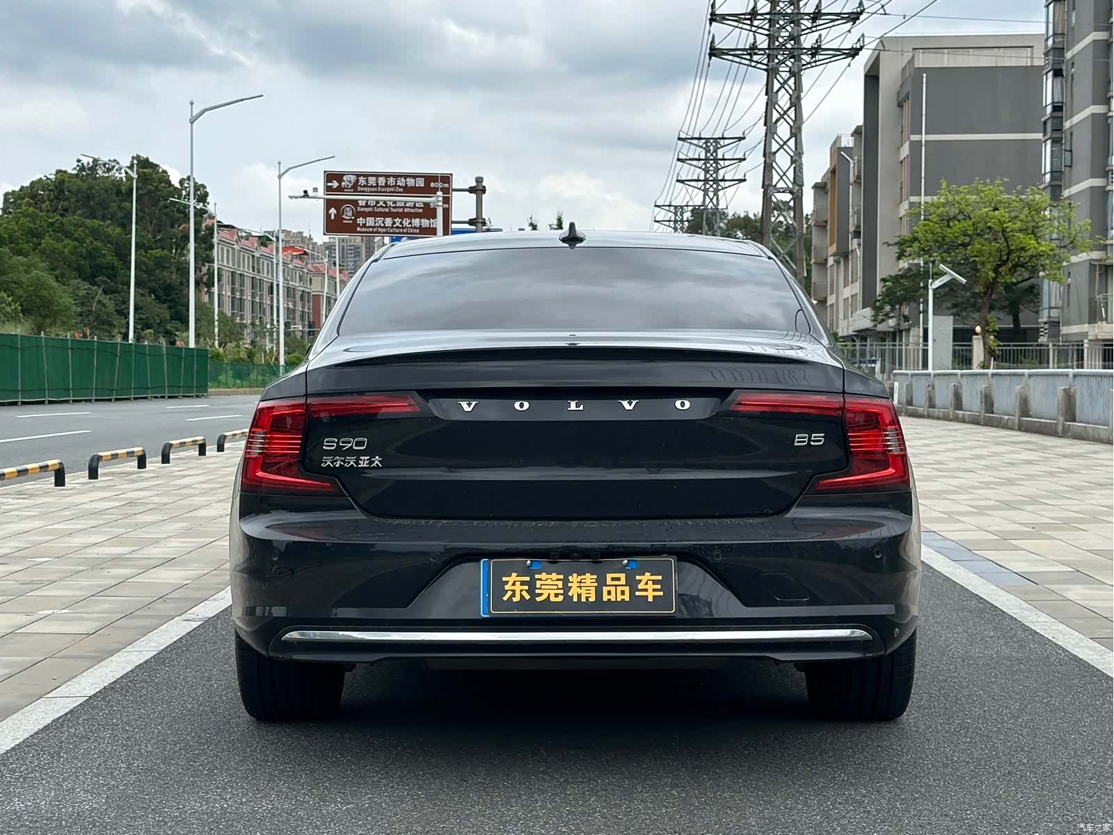 Volvo S90, 2023 все фото