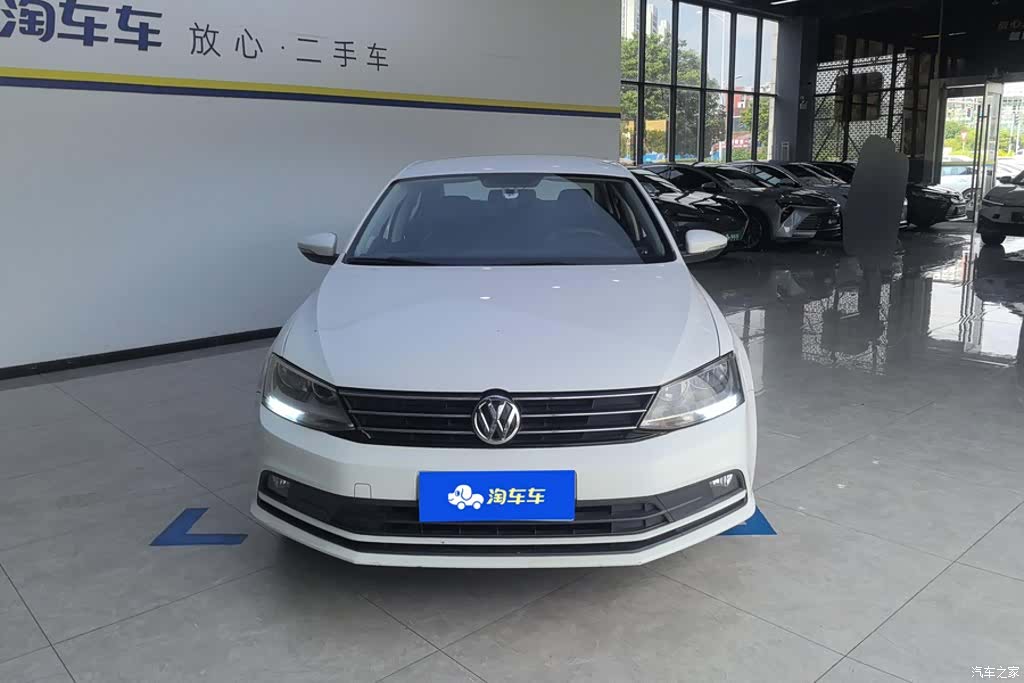 Volkswagen Sagitar, 2015 2