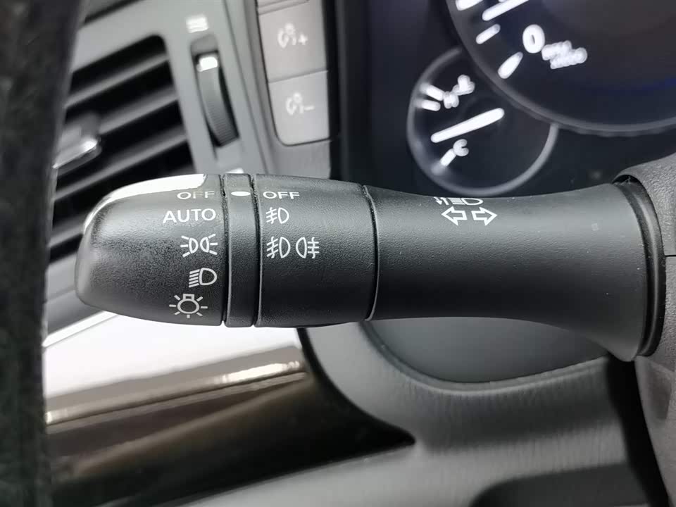 Infiniti Q70 Infiniti Q70