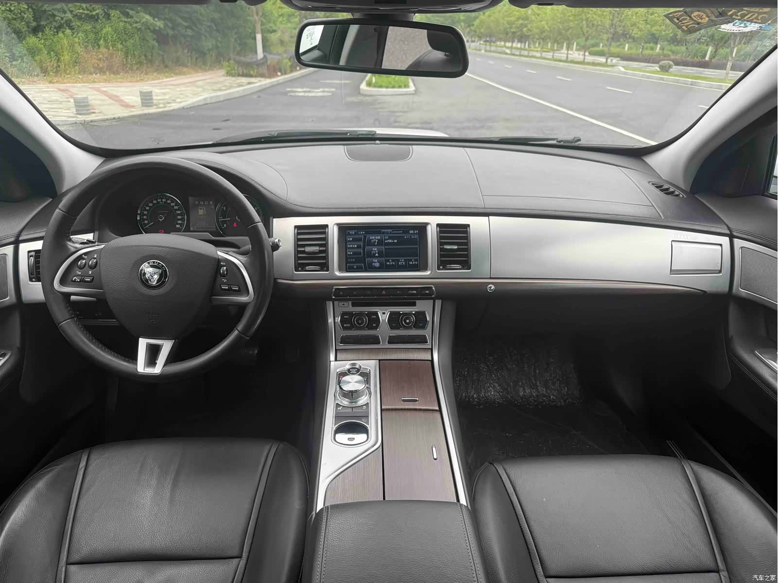 Jaguar XF, 2014 6