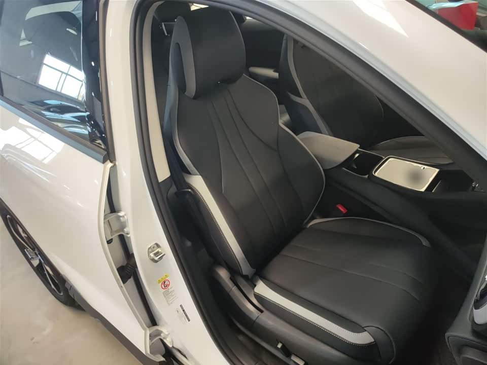 BYD Sea Lion 05 DM-i