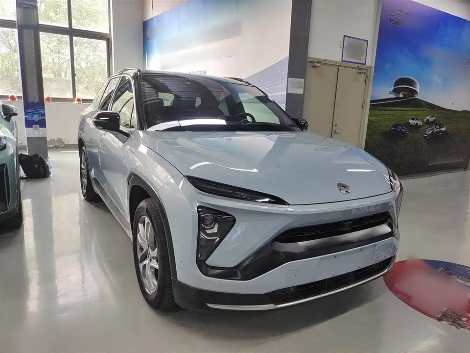 NIO ES6