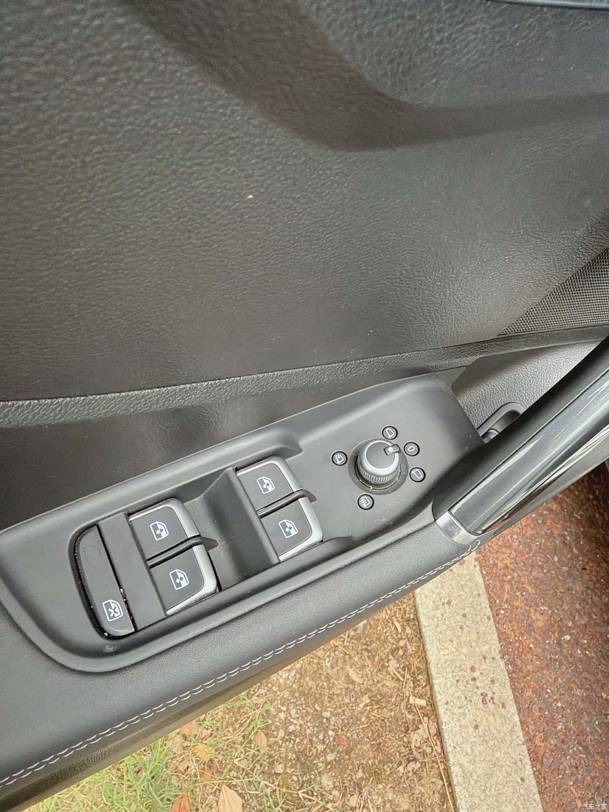 Audi Q2L, 2022 13