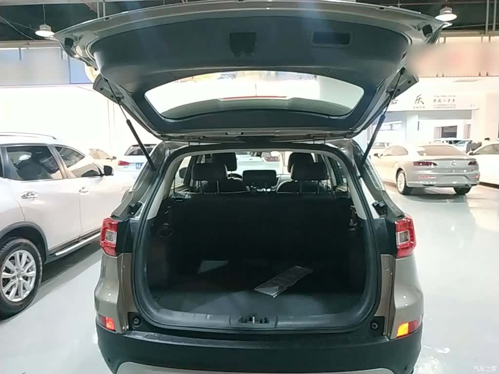 Changan CS75, 2016 15
