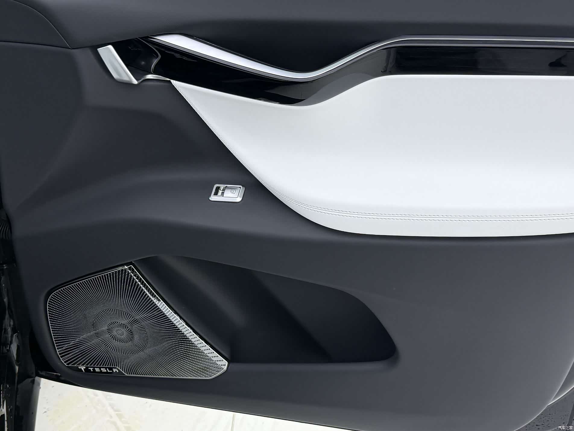 Tesla Model X, 2018 19