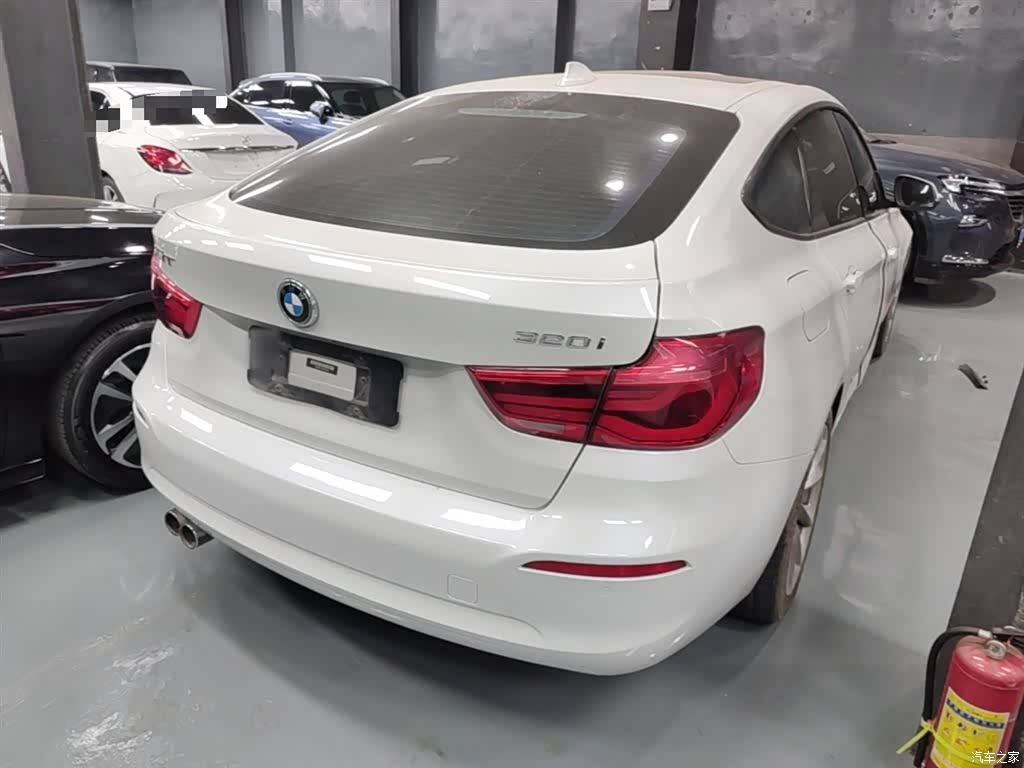 BMW 3 Series, 2018 7