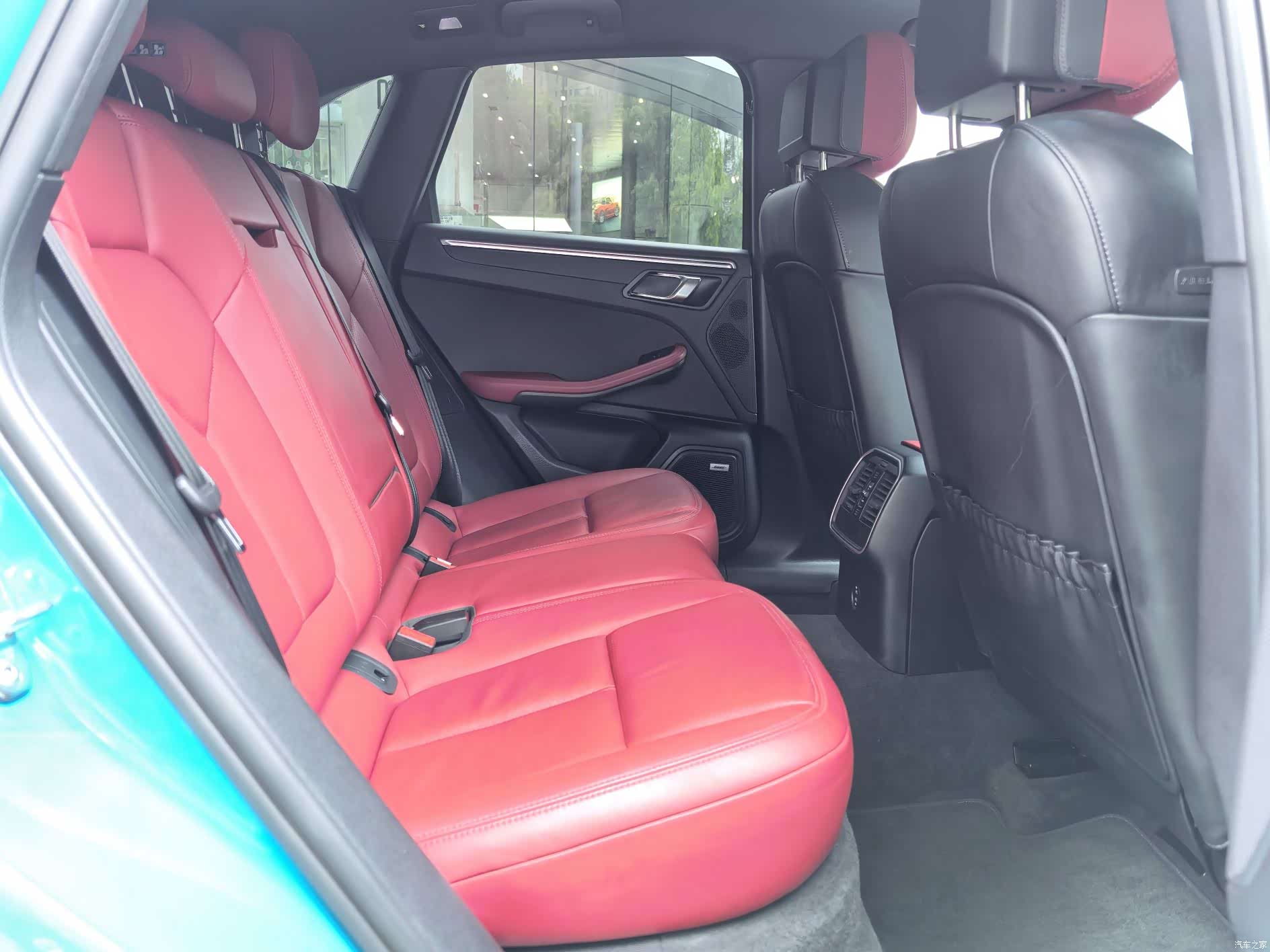 Porsche Macan, 2023 10