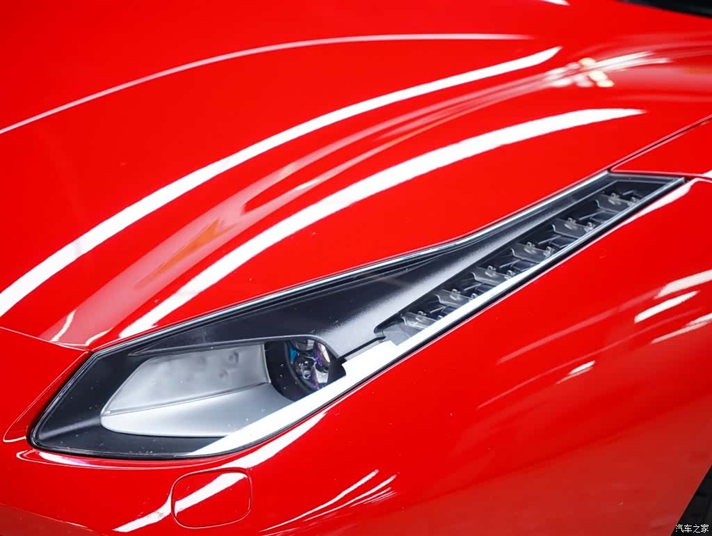 Ferrari 488, 2017 16