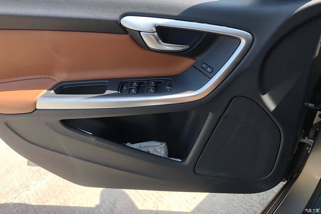 Volvo S60, 2015 7