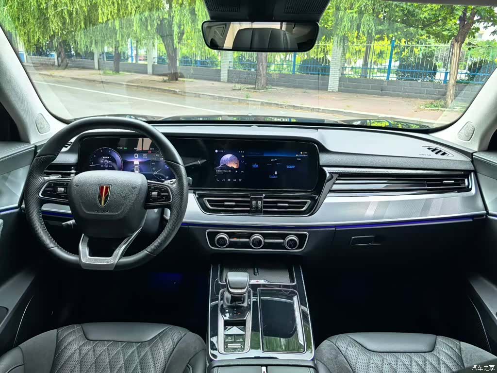 Hongqi HS5, 2023 17