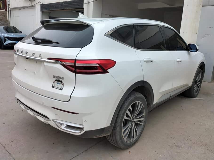 Haval F7