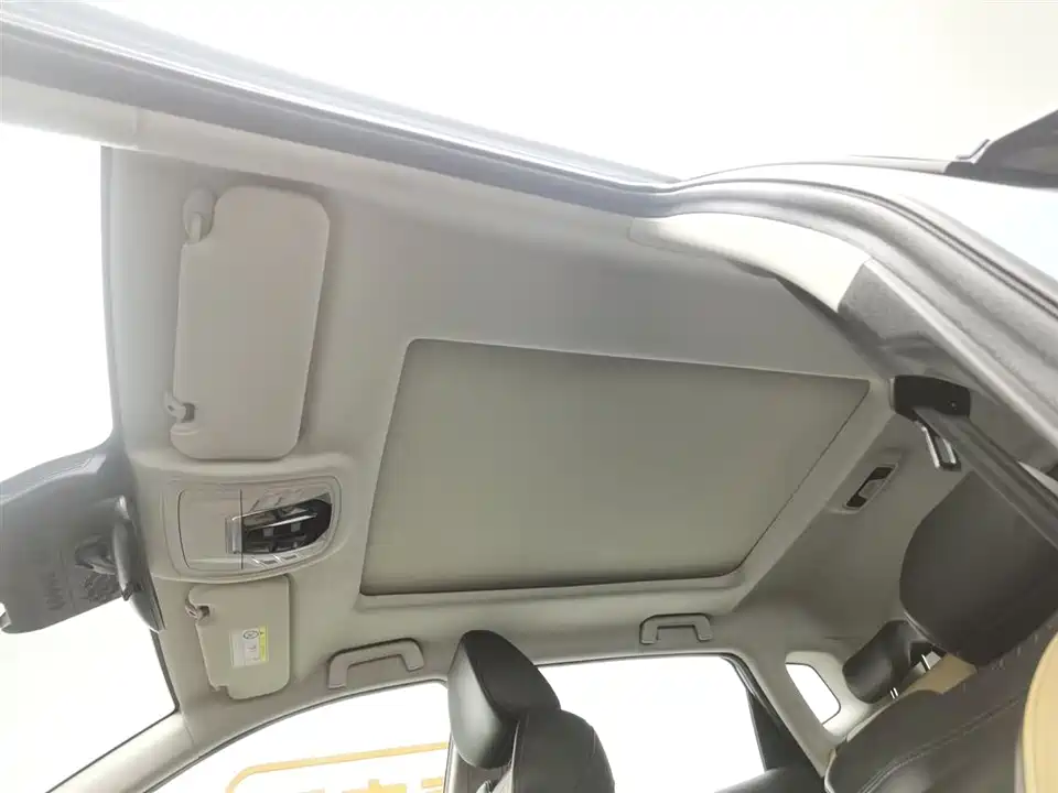 Exeed Chasing the wind