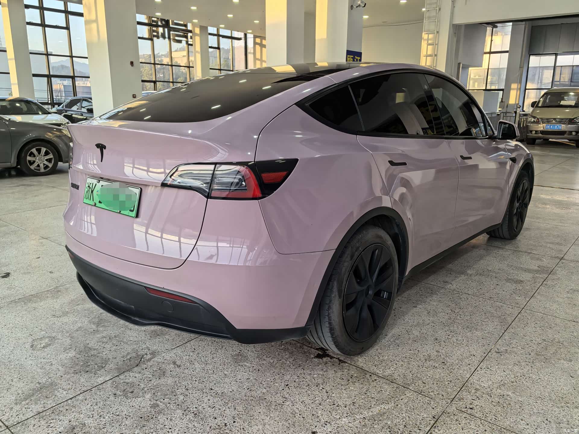 Tesla Model Y, 2024 3