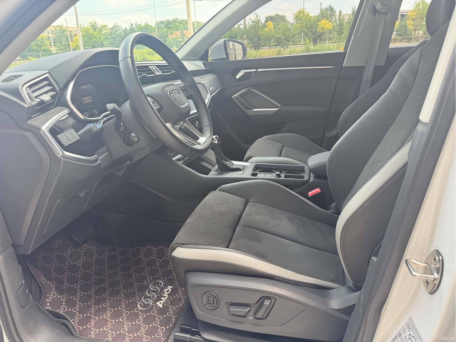 Audi Q3, 2023 8