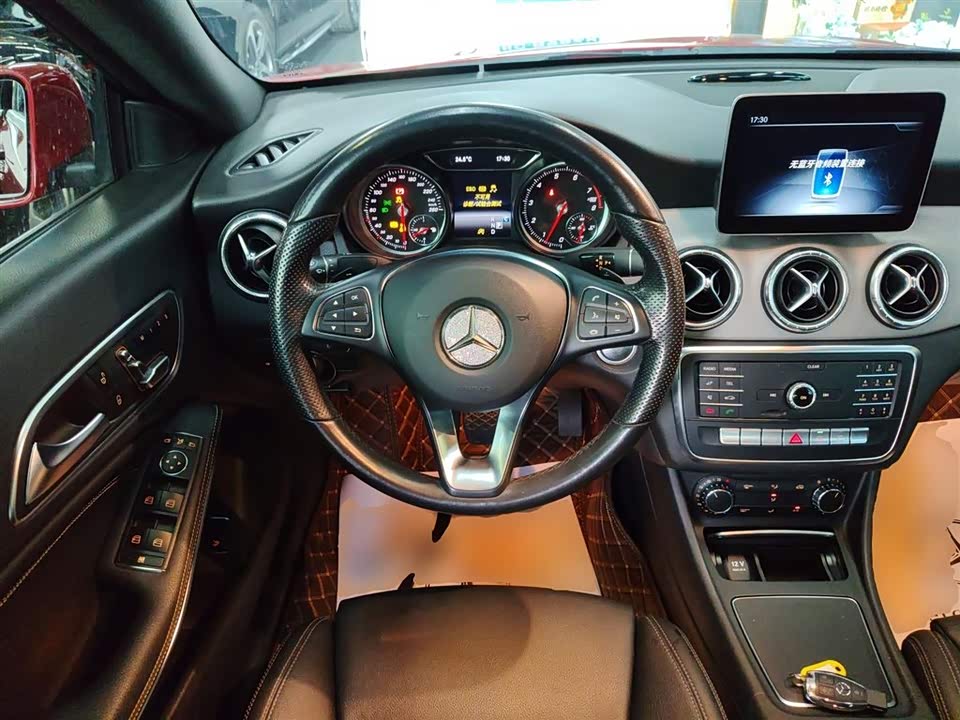 Mercedes-Benz CLA