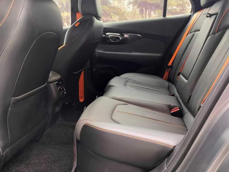 Trumpchi Shadow Leopard