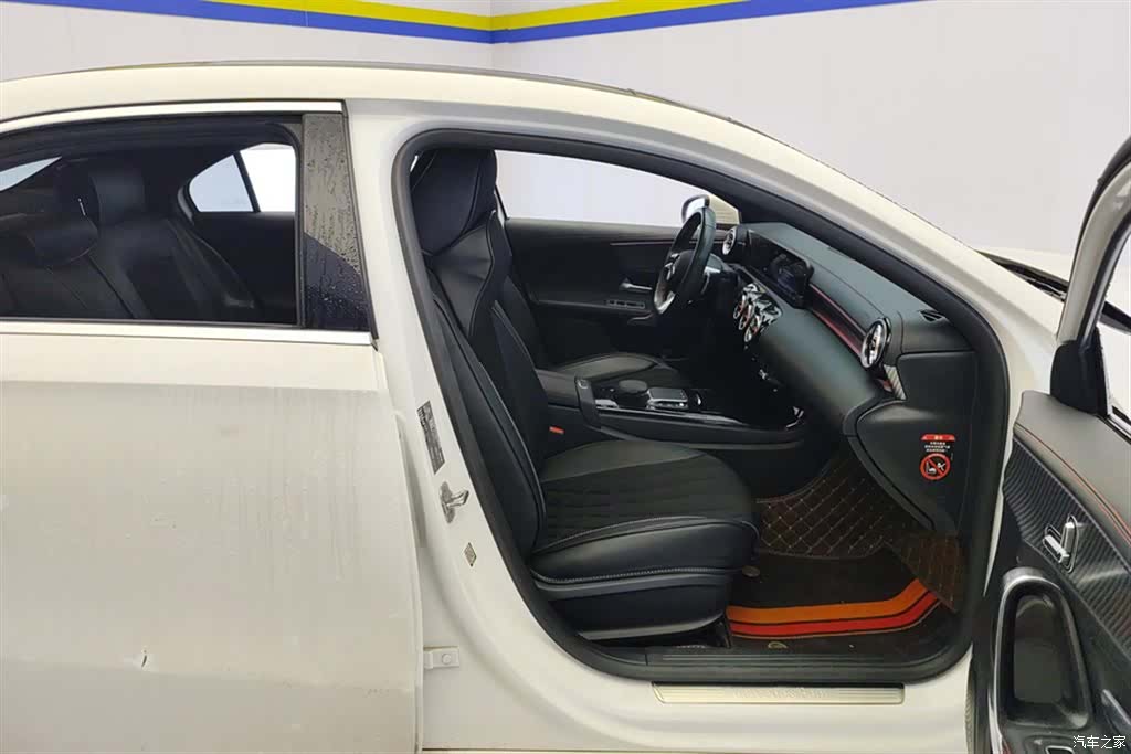 Mercedes-Benz A-Class, 2024 8
