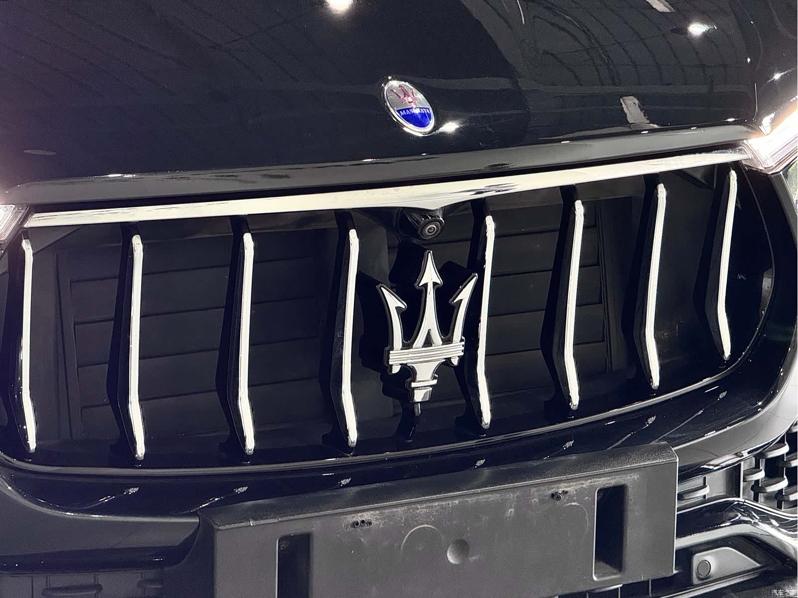 Maserati Levante, 2018 9