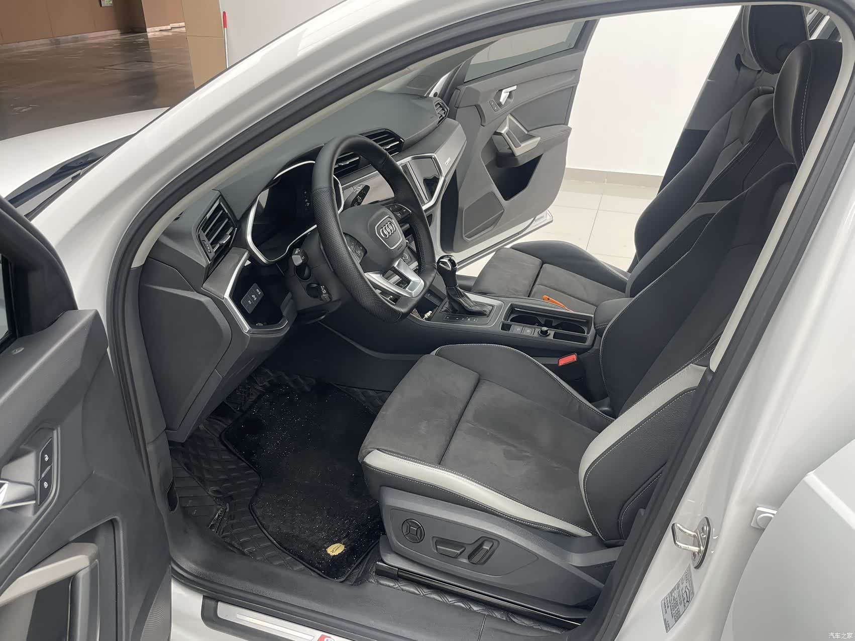 Audi Q3, 2023 9