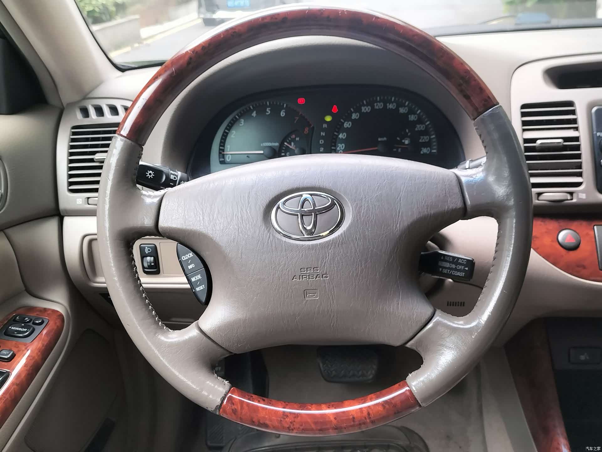 Toyota 03, 2004 7