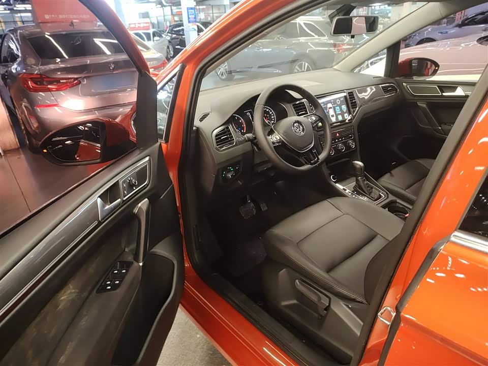 Volkswagen Golf*Jiayu