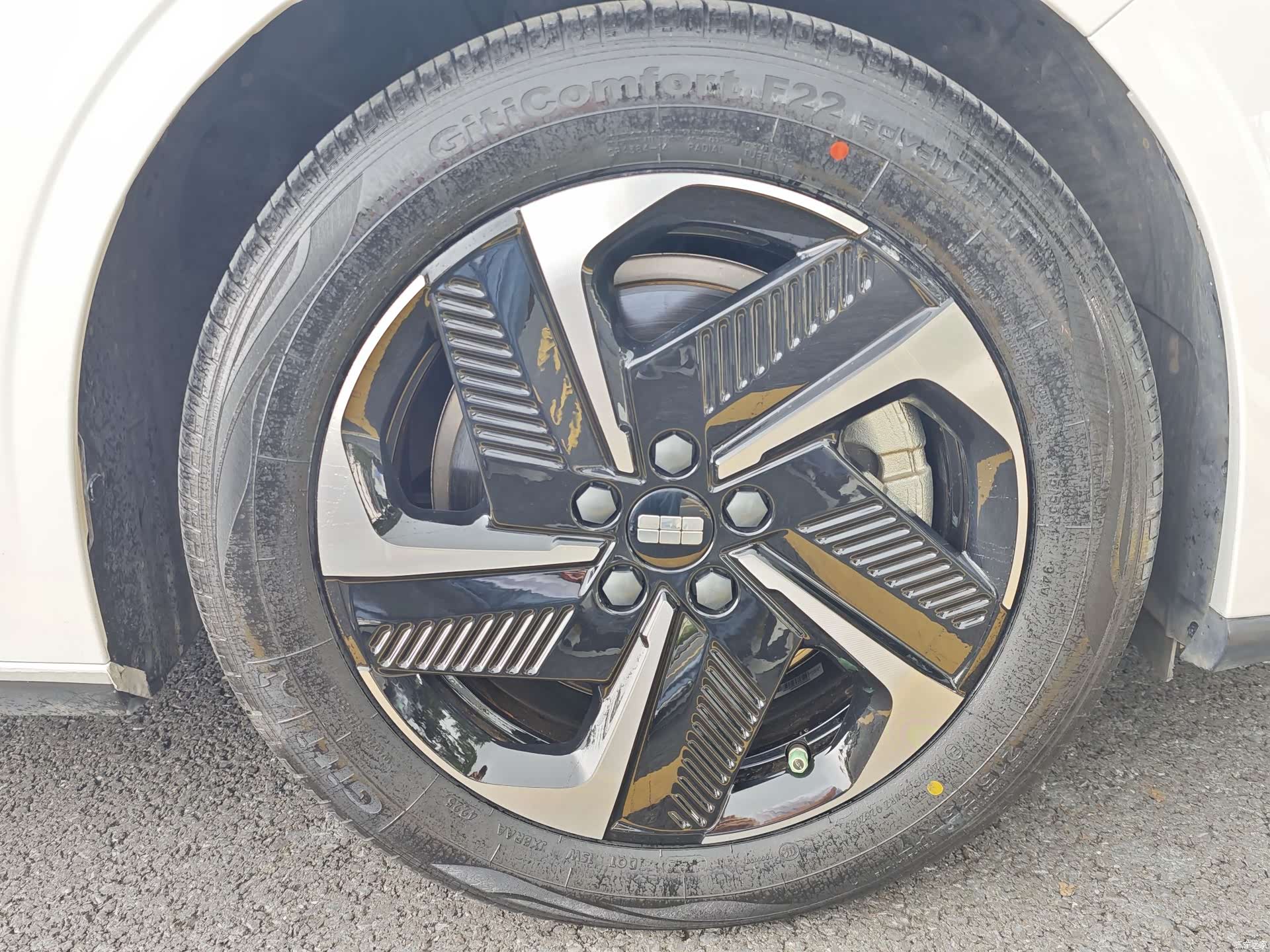 Geely Galaxy L6, 2024 20
