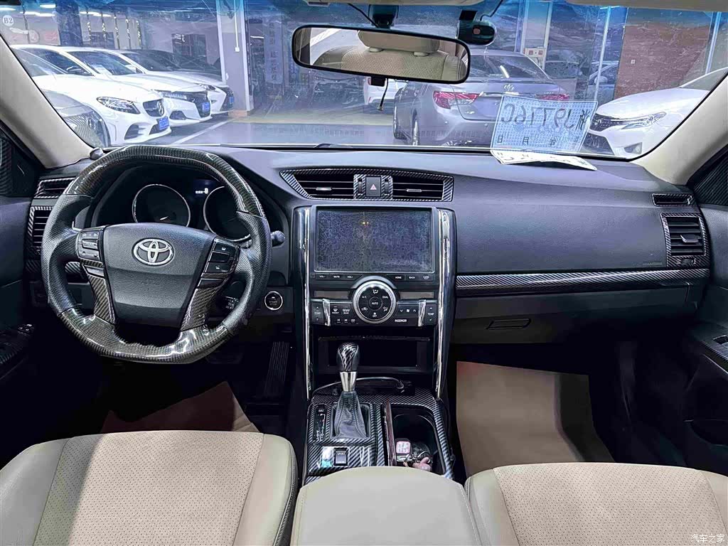 Toyota 2.5V, 2016 8