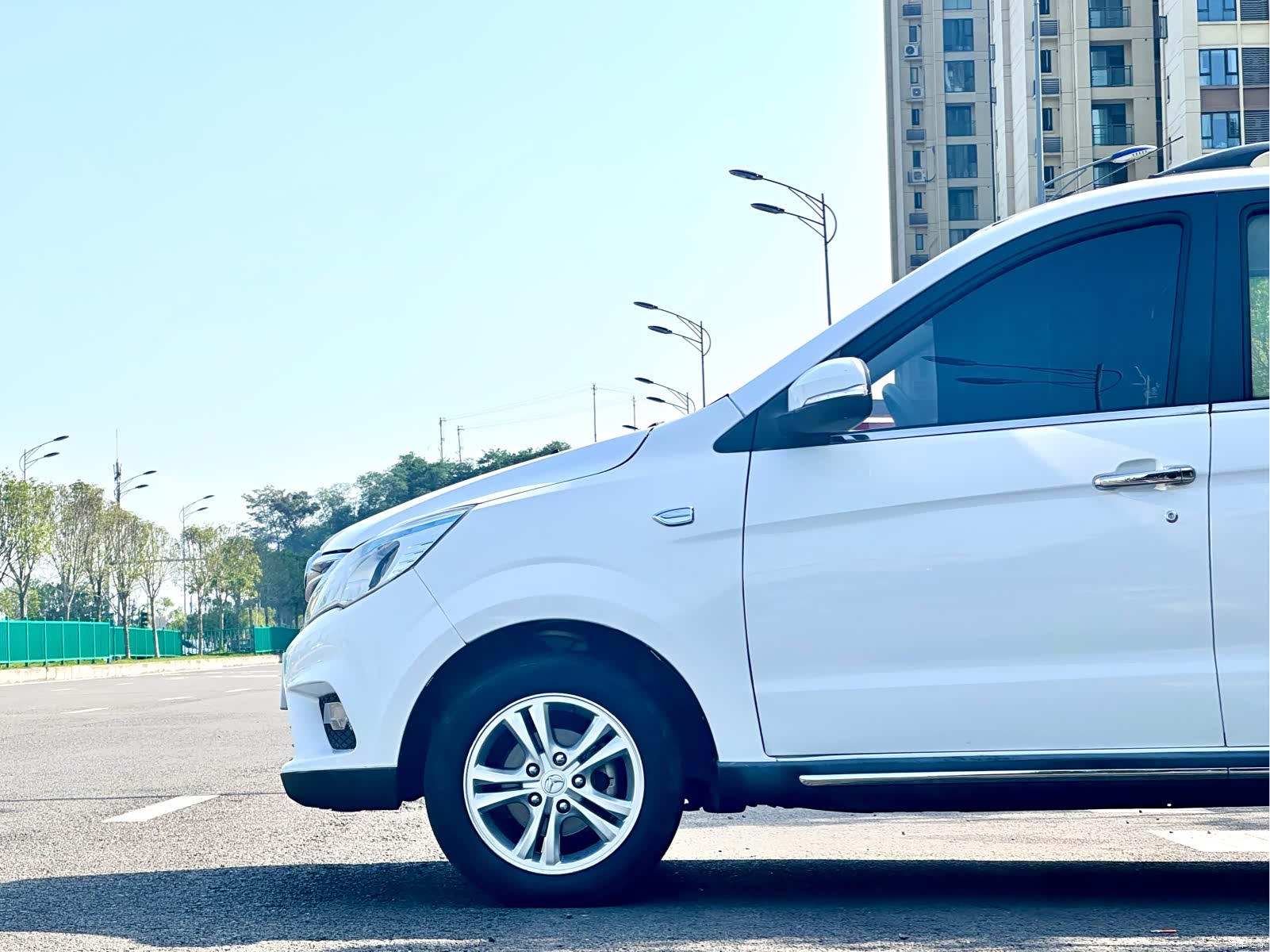 BAIC H2, 2016 8
