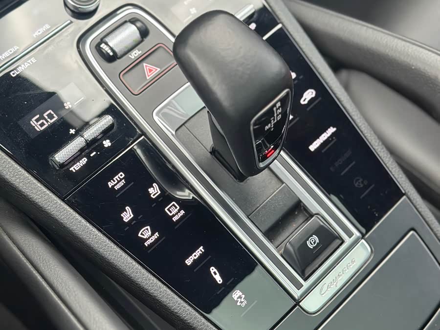Porsche Cayenne 2019, фото 9