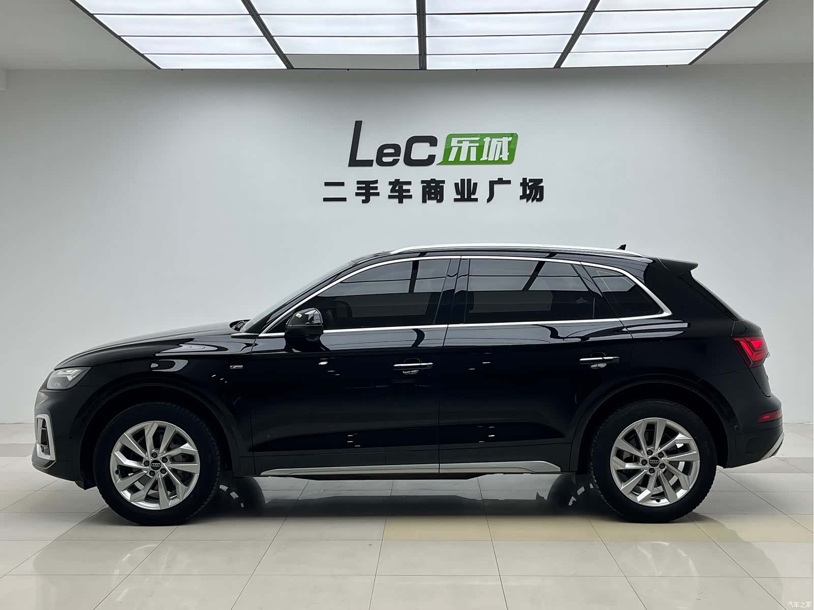 Audi Q5L, 2022 4