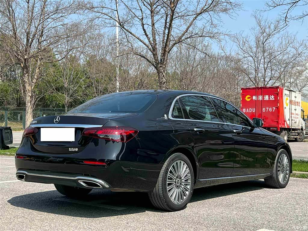 Mercedes-Benz E-Class, 2021 12