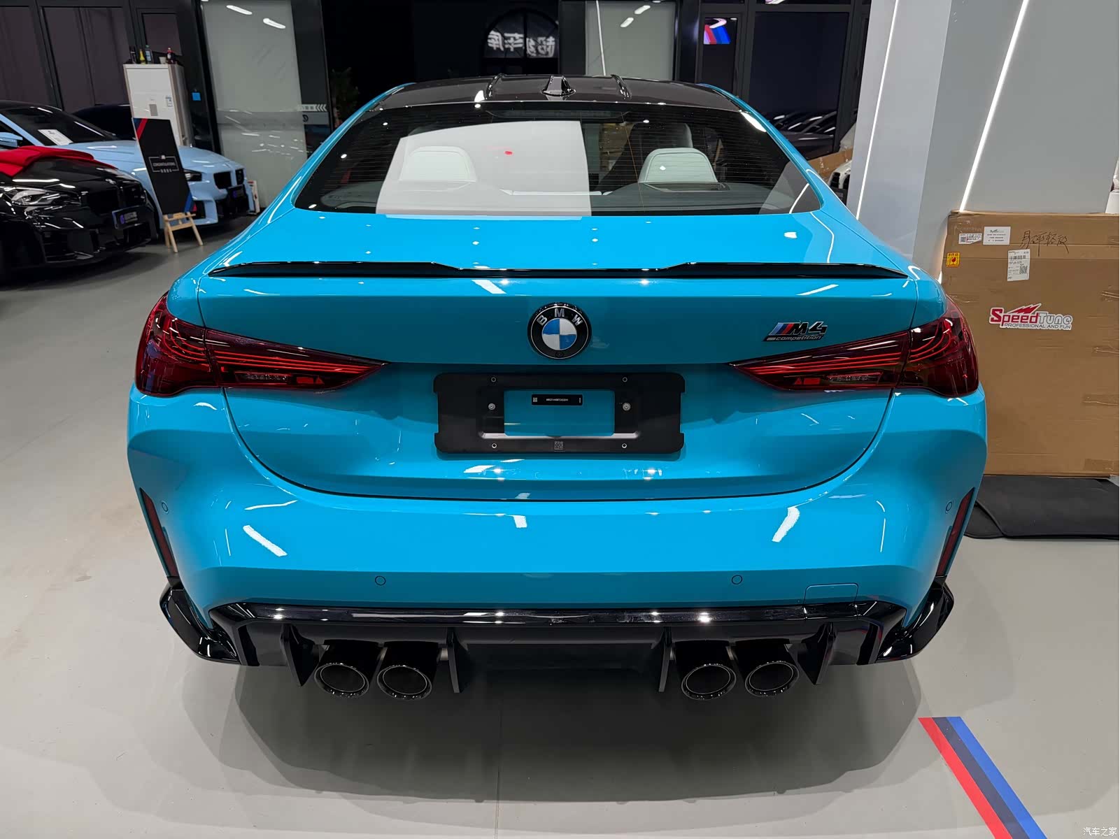BMW M4, 2026 все фото